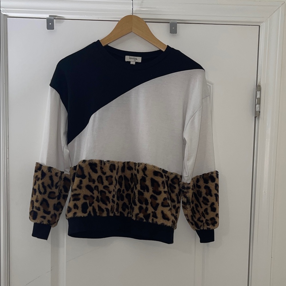 Speechless Black and White Sweater with Leopard Print
